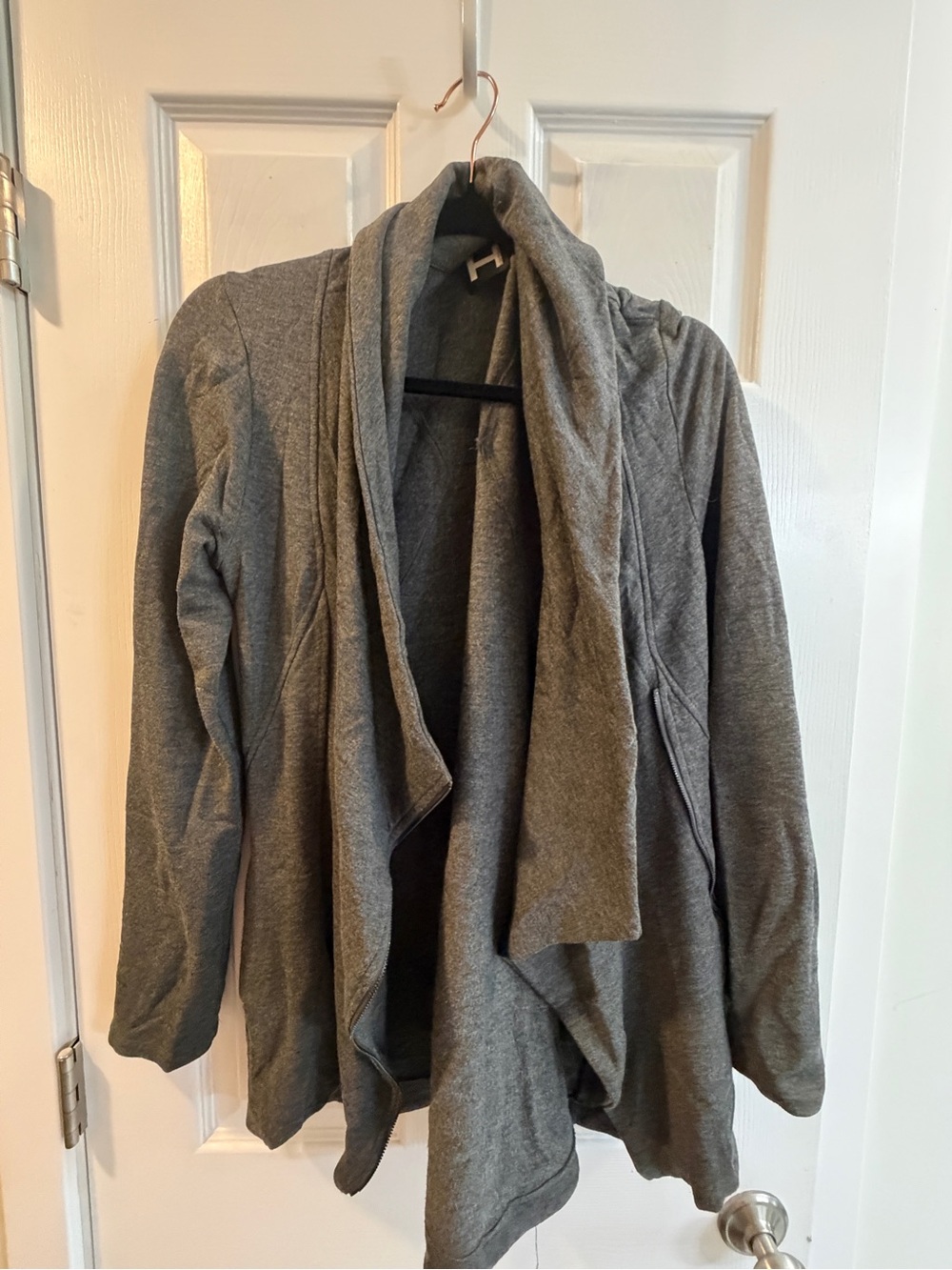H by bordeaux Heather Gray Draped Open-Front Cardigan